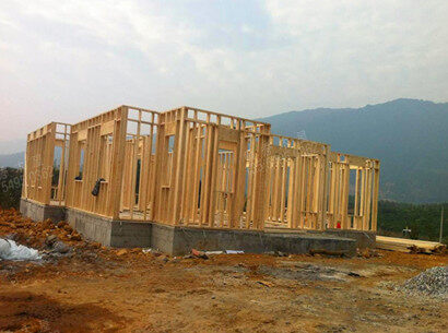 廣東清遠2X4輕型木別墅案例施工展示