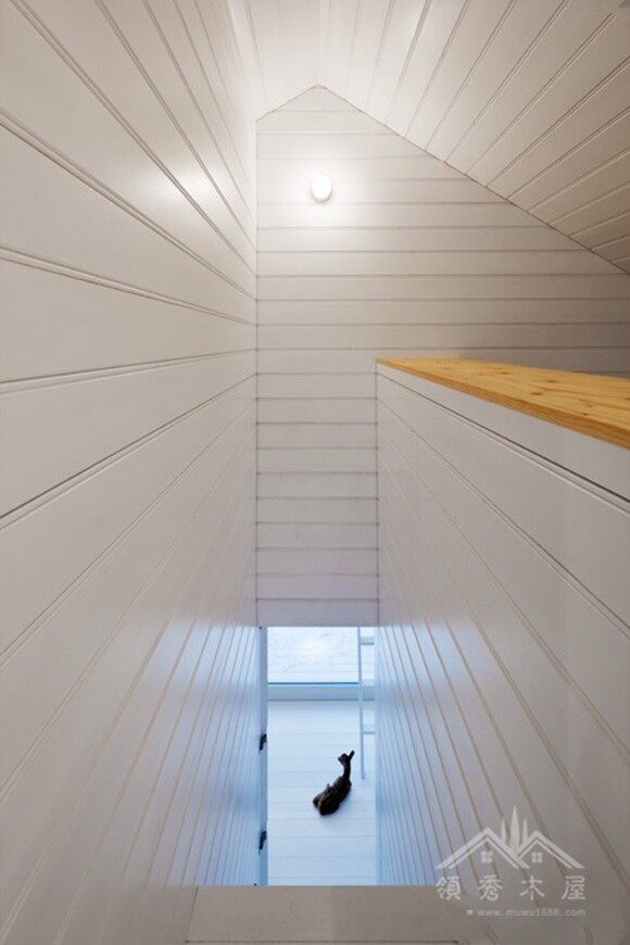 木屋設(shè)計(jì)圖展示，跟實(shí)物對(duì)比，毫無差距