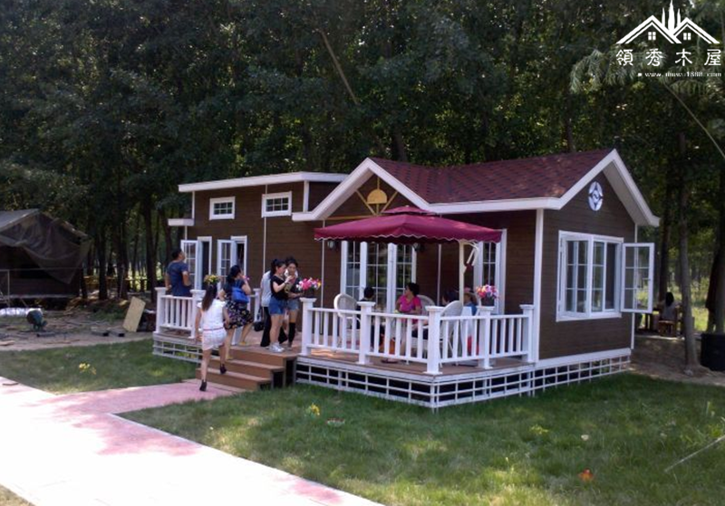 公園木屋別墅