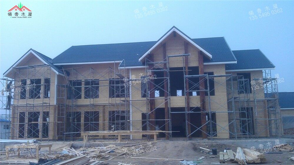 雙層大型木別墅