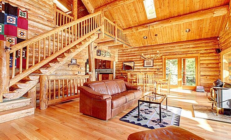 木屋設計需要注意幾點的地方(圖1) 木屋室內(nèi)