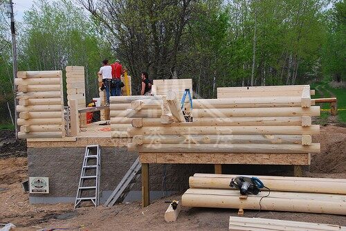 手工制作小木屋，30平米左右只需要2個(gè)星期(圖2)