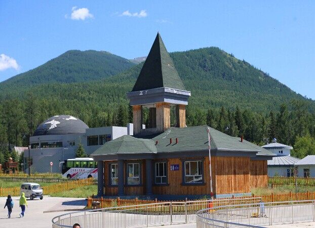 大森林里的小木屋(圖2)