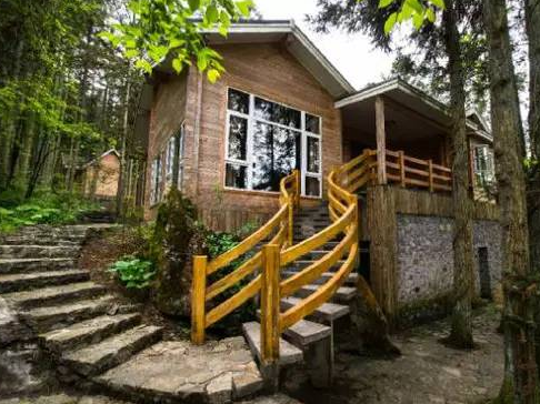 彭水摩圍山木屋2