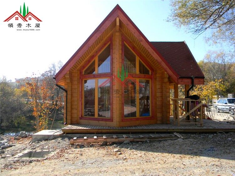 雙層重型木屋別墅