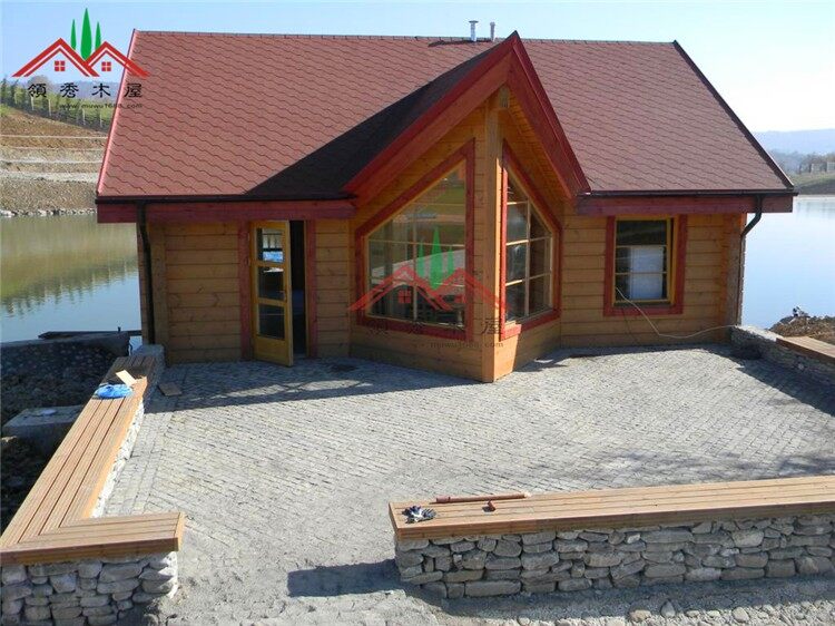 雙層重型木屋別墅