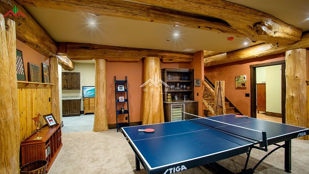 高檔的重型木刻楞木屋別墅是什么樣的？(圖9)