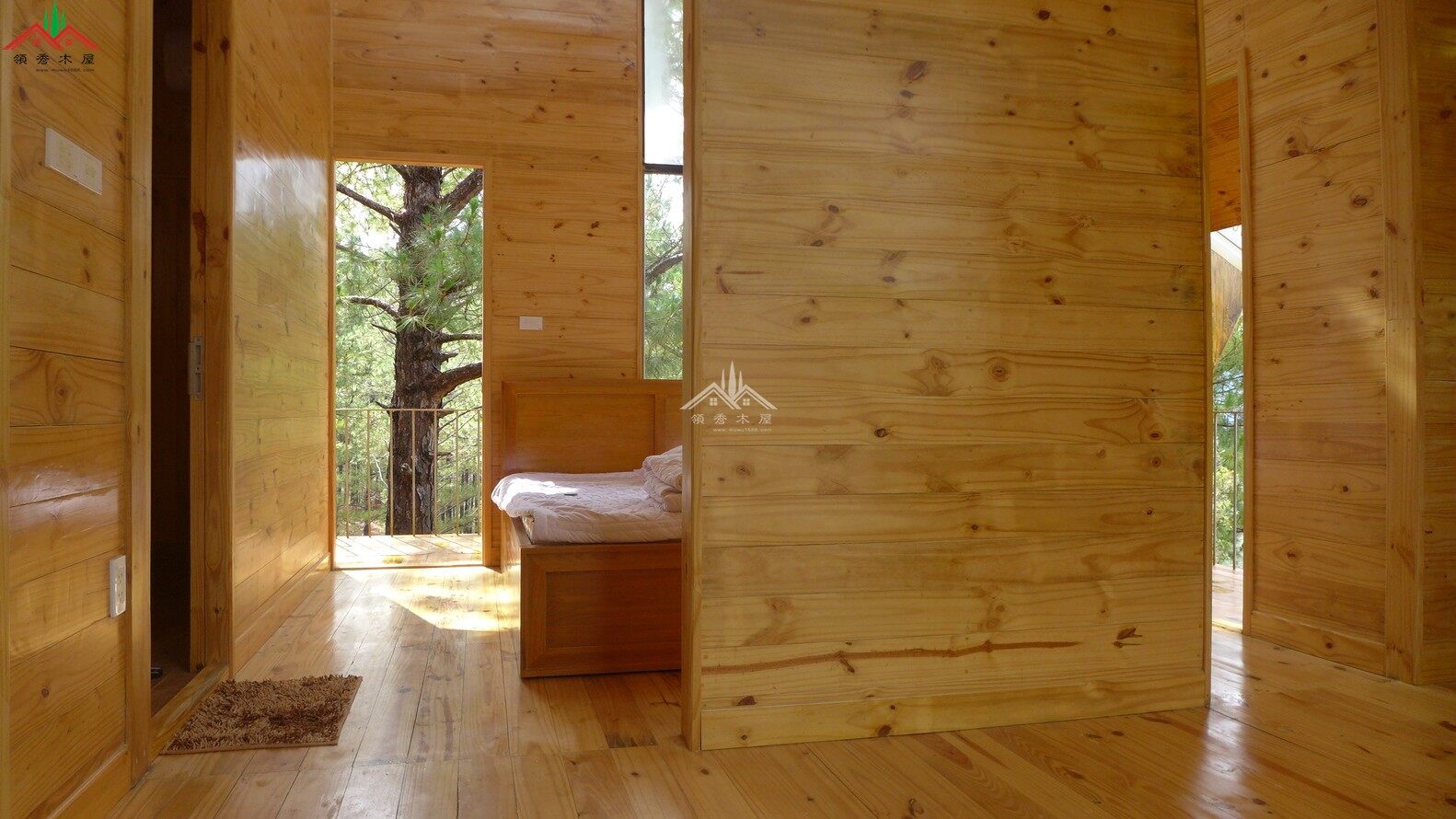 森林個(gè)性異形特色吊腳木屋