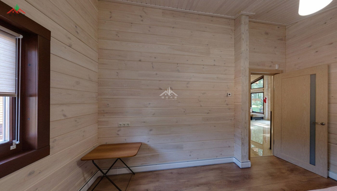 99個(gè)平方重型木屋