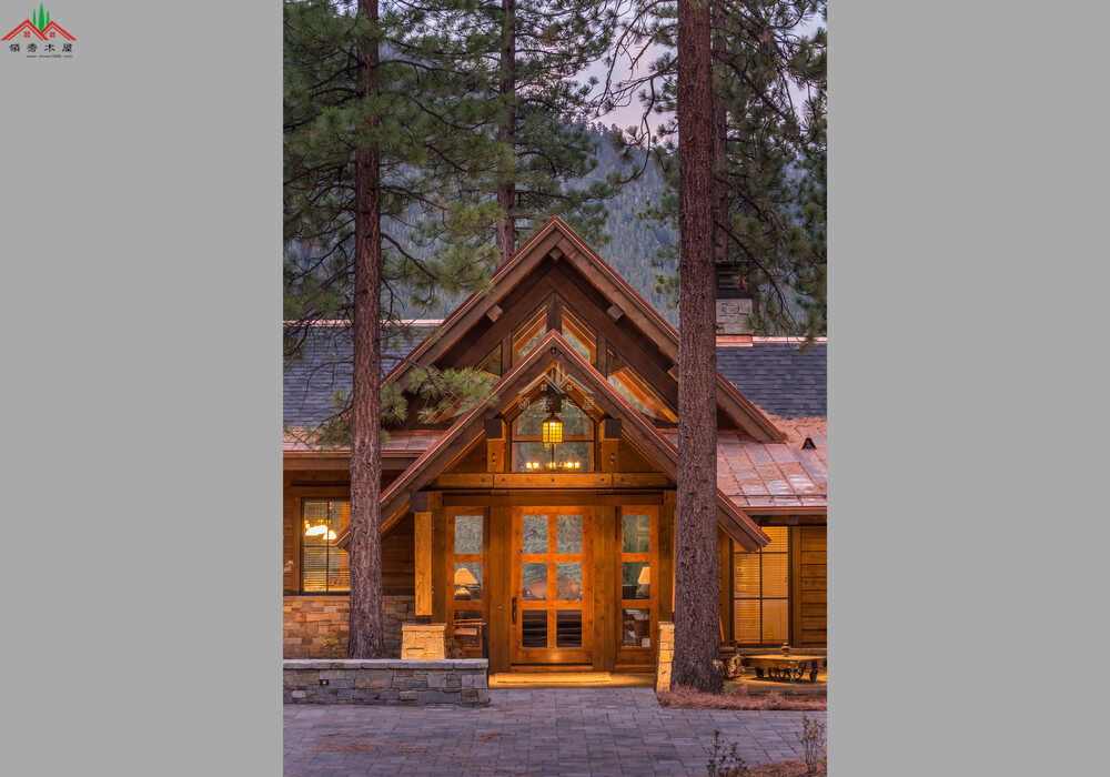 花旗松梁柱木別墅