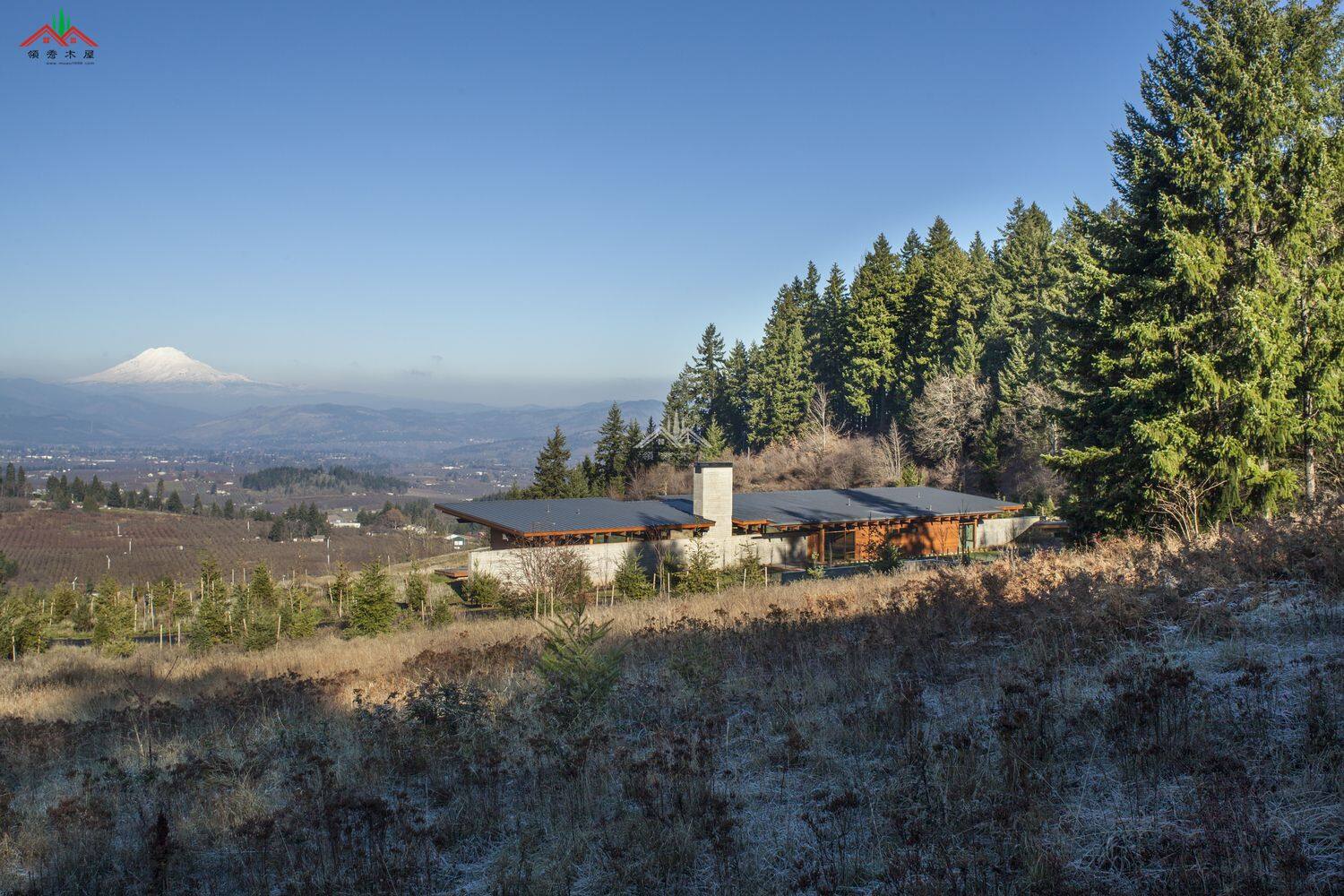 出口芬蘭現(xiàn)代風(fēng)格平頂度假木屋