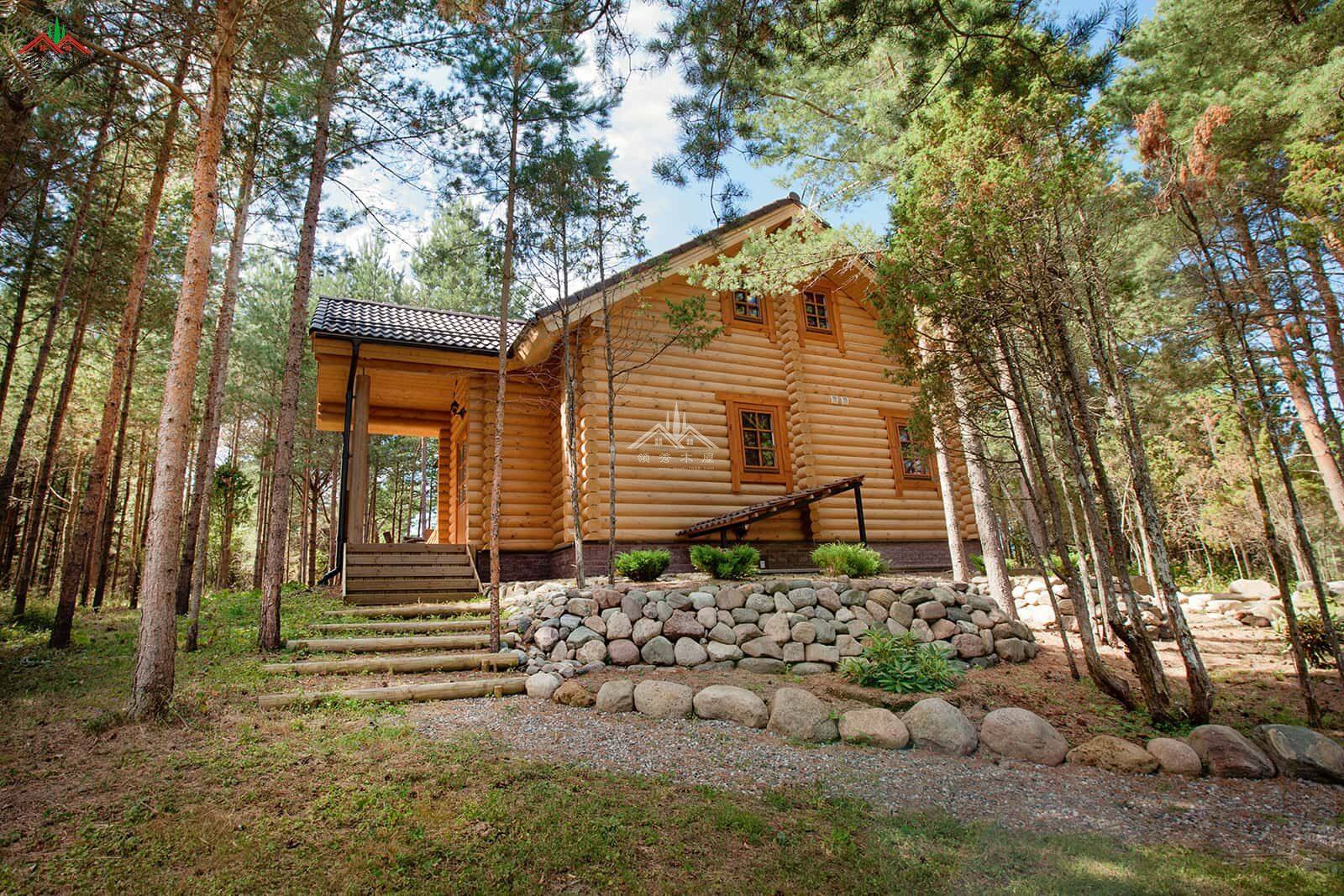 雙層三房重型木刻楞木屋別墅