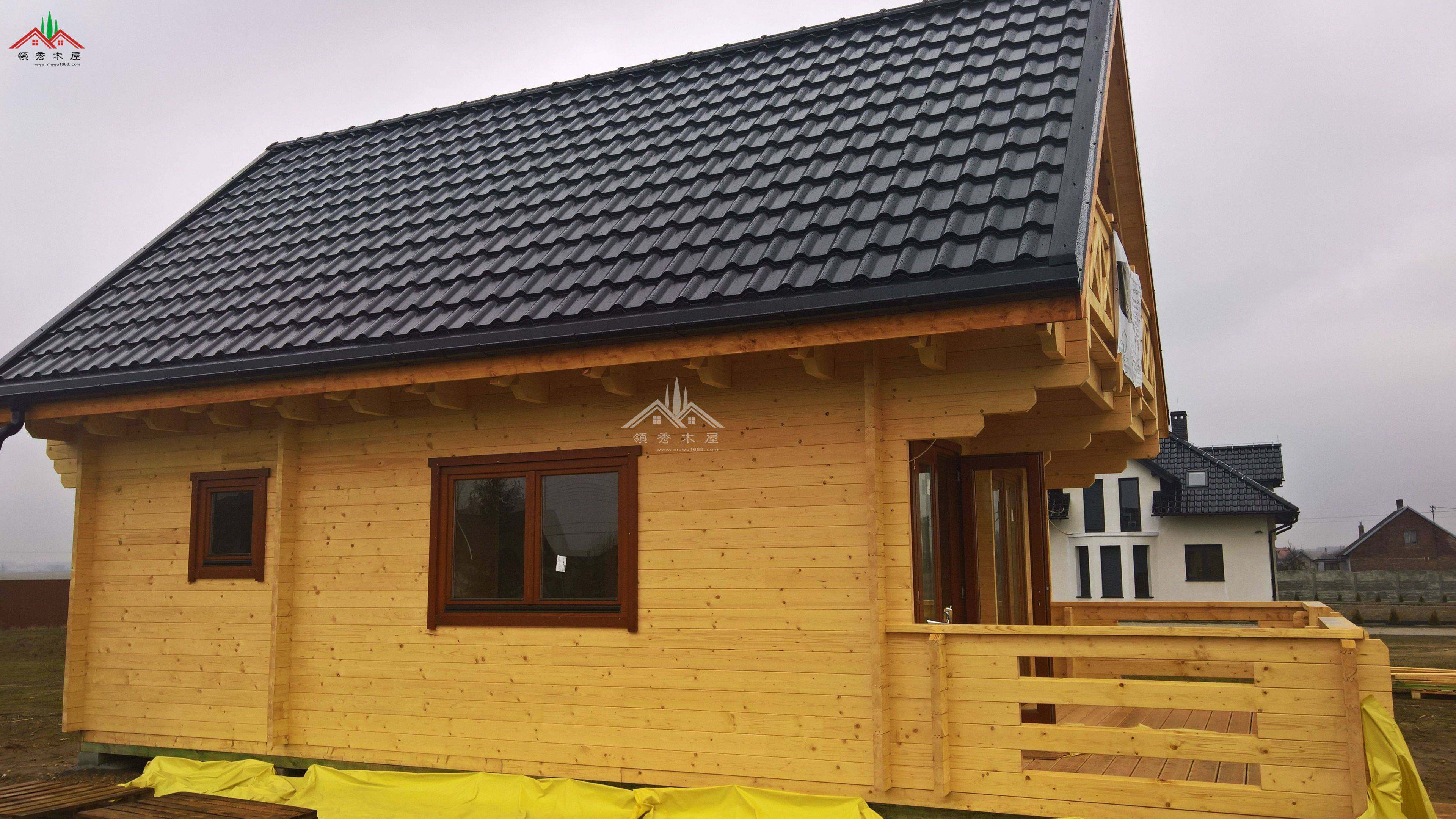 出口海外帶閣樓度假小木屋