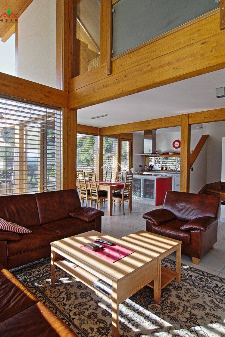 梁柱框架木屋別墅