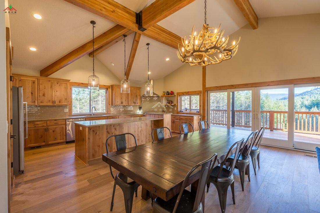 谷倉風格梁柱型木屋別墅