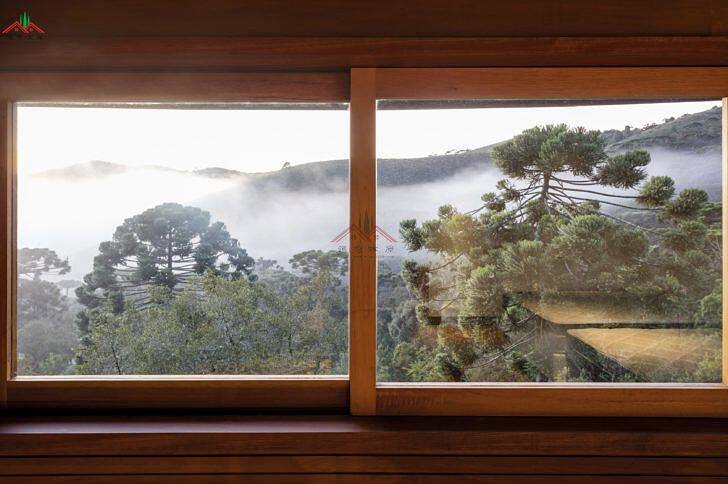 現(xiàn)代風格木屋