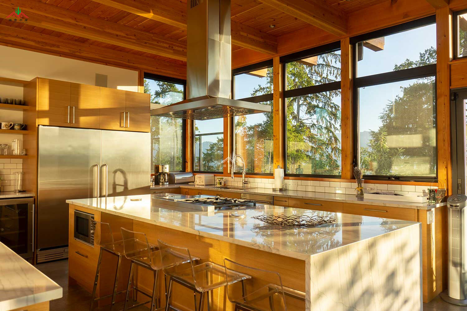 花旗松現(xiàn)代風(fēng)格木屋