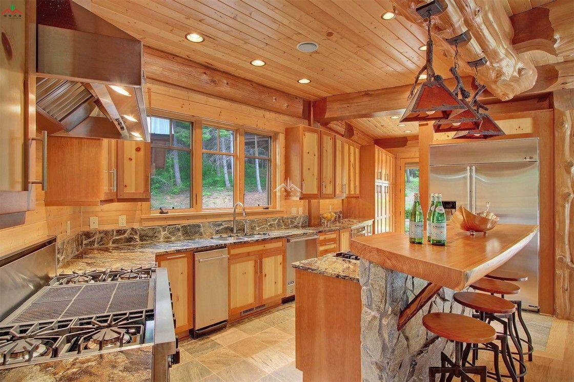 高檔豪華木別墅