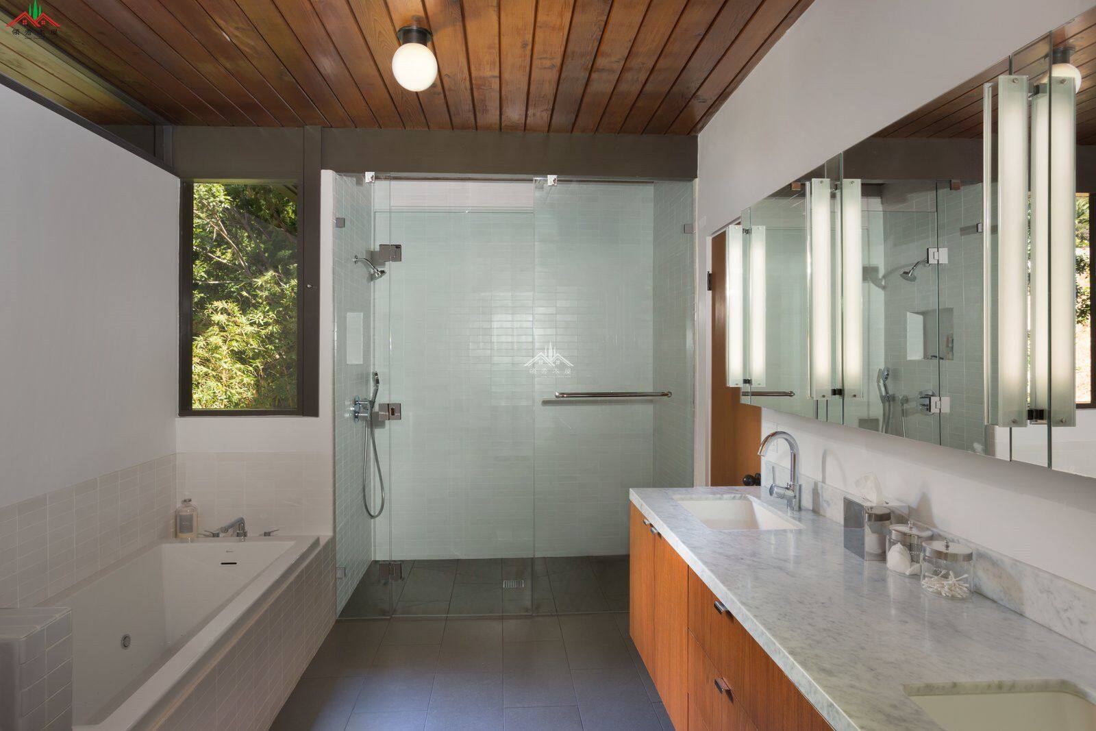 現(xiàn)代風(fēng)格平頂木屋別墅