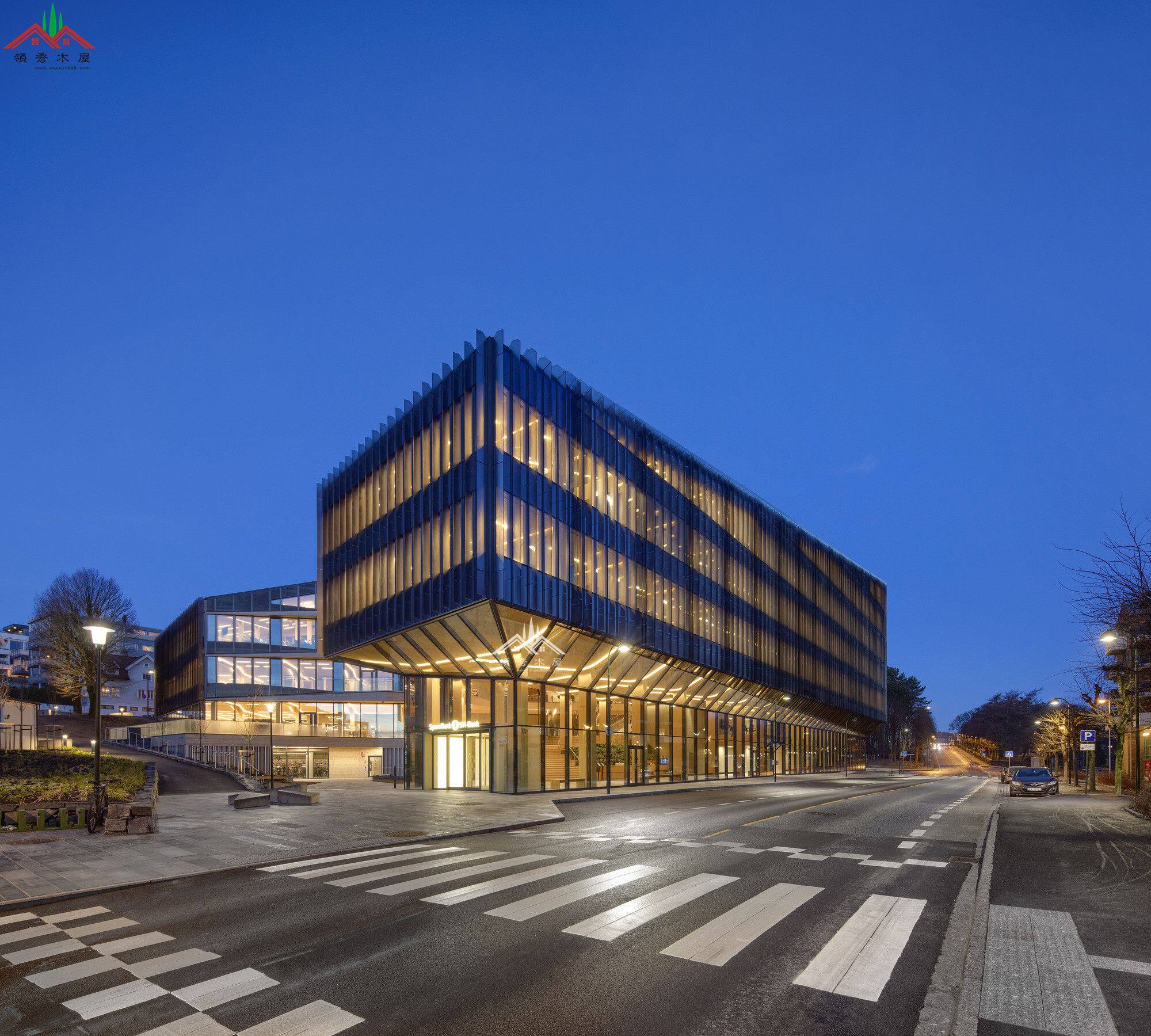 木結(jié)構(gòu)辦公樓