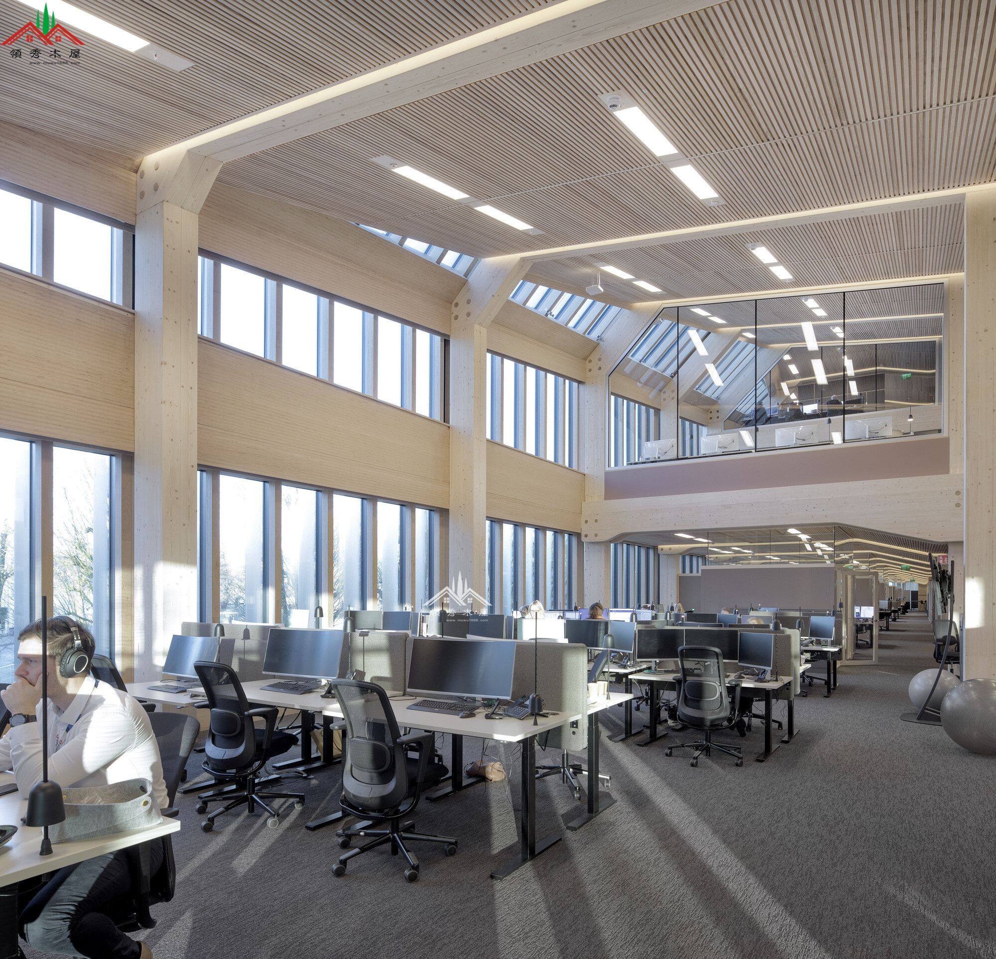 木結(jié)構(gòu)辦公樓