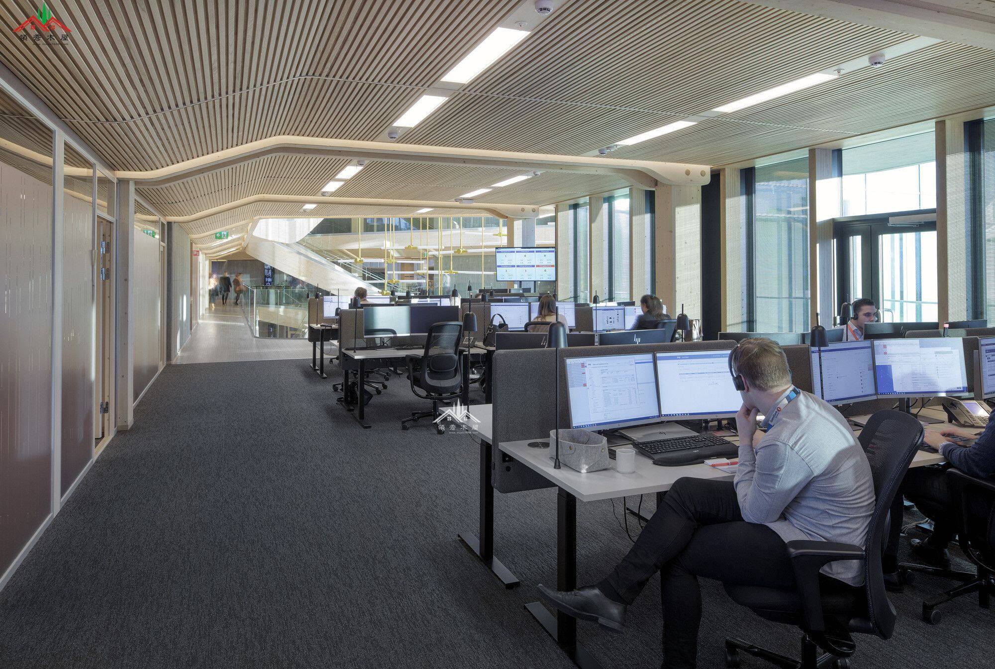 木結(jié)構(gòu)辦公樓