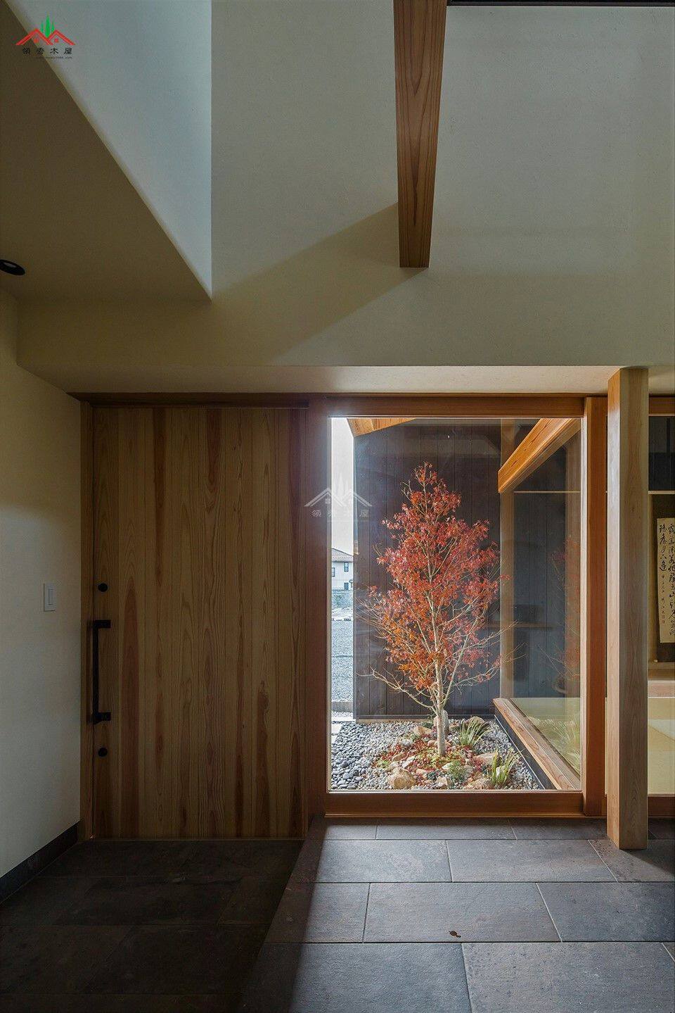 日式風(fēng)格鄉(xiāng)下木結(jié)構(gòu)民宿酒店