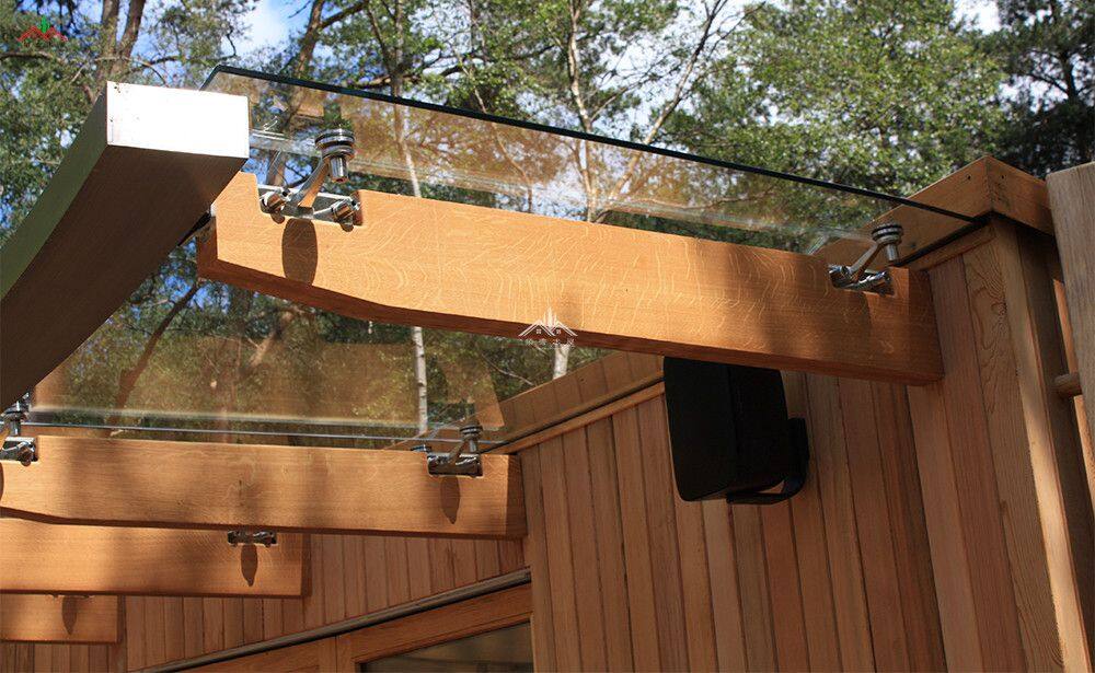 弧形木結(jié)構(gòu)健身房