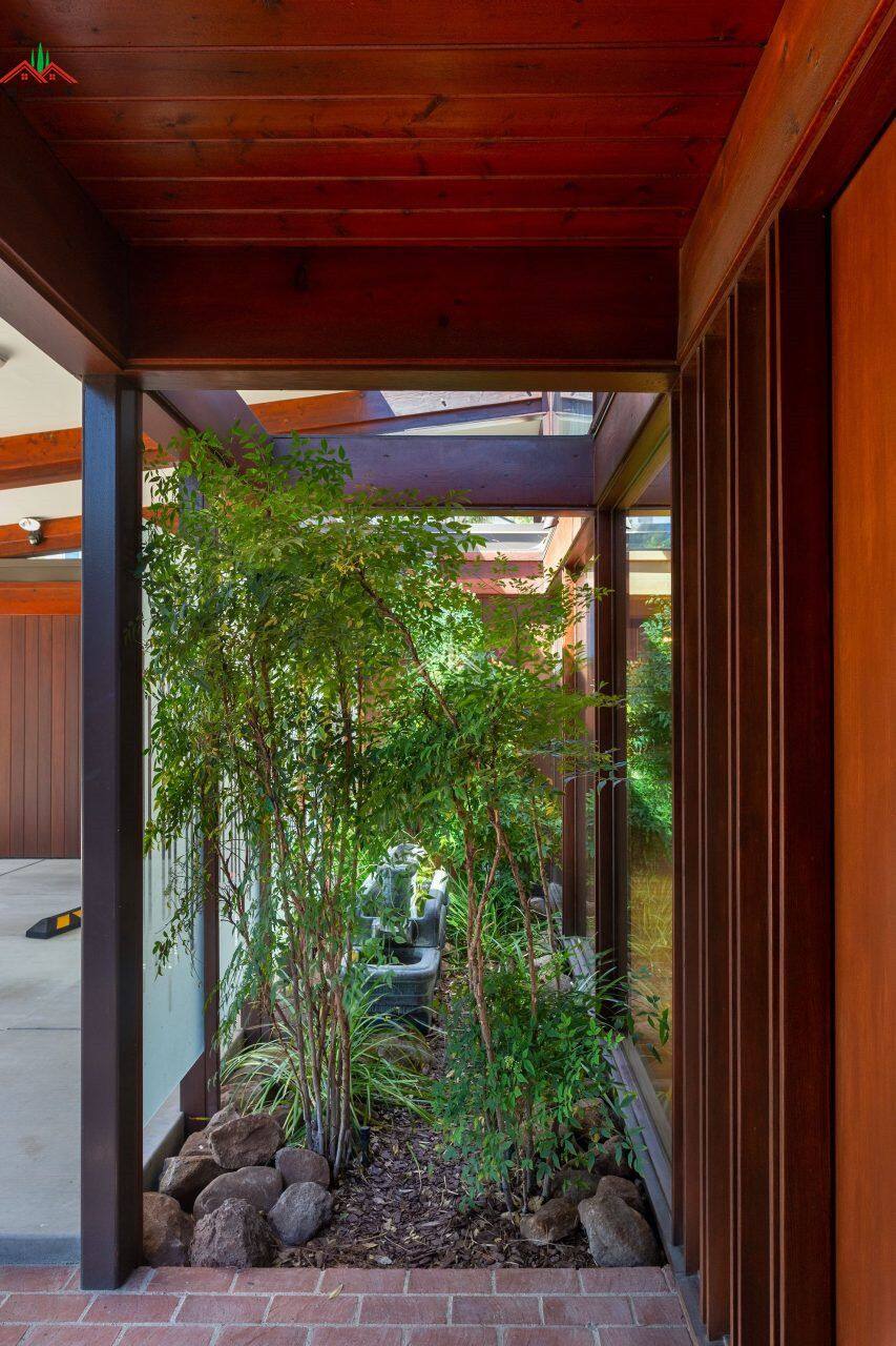 現(xiàn)代風(fēng)格木屋