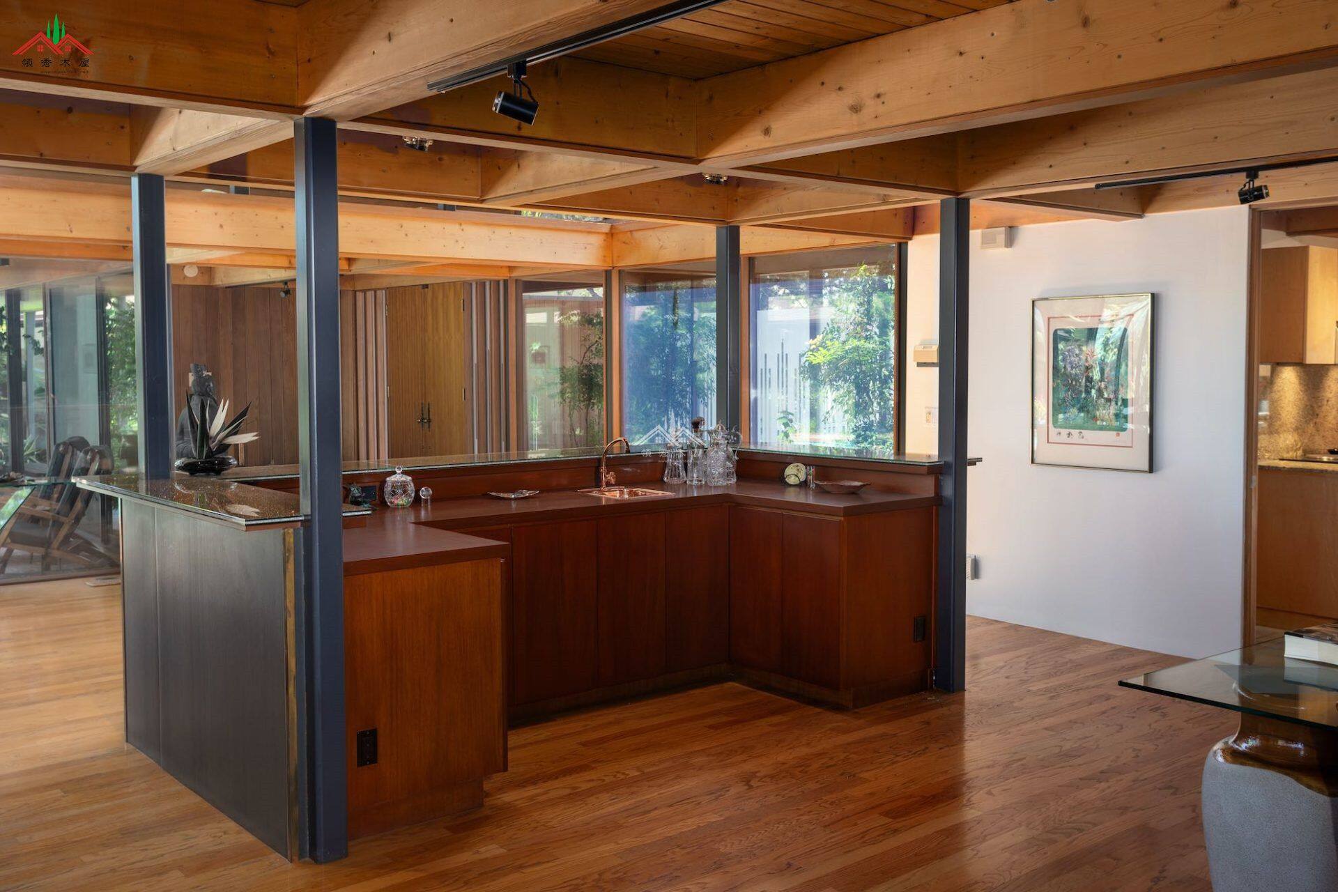 現(xiàn)代風(fēng)格木屋