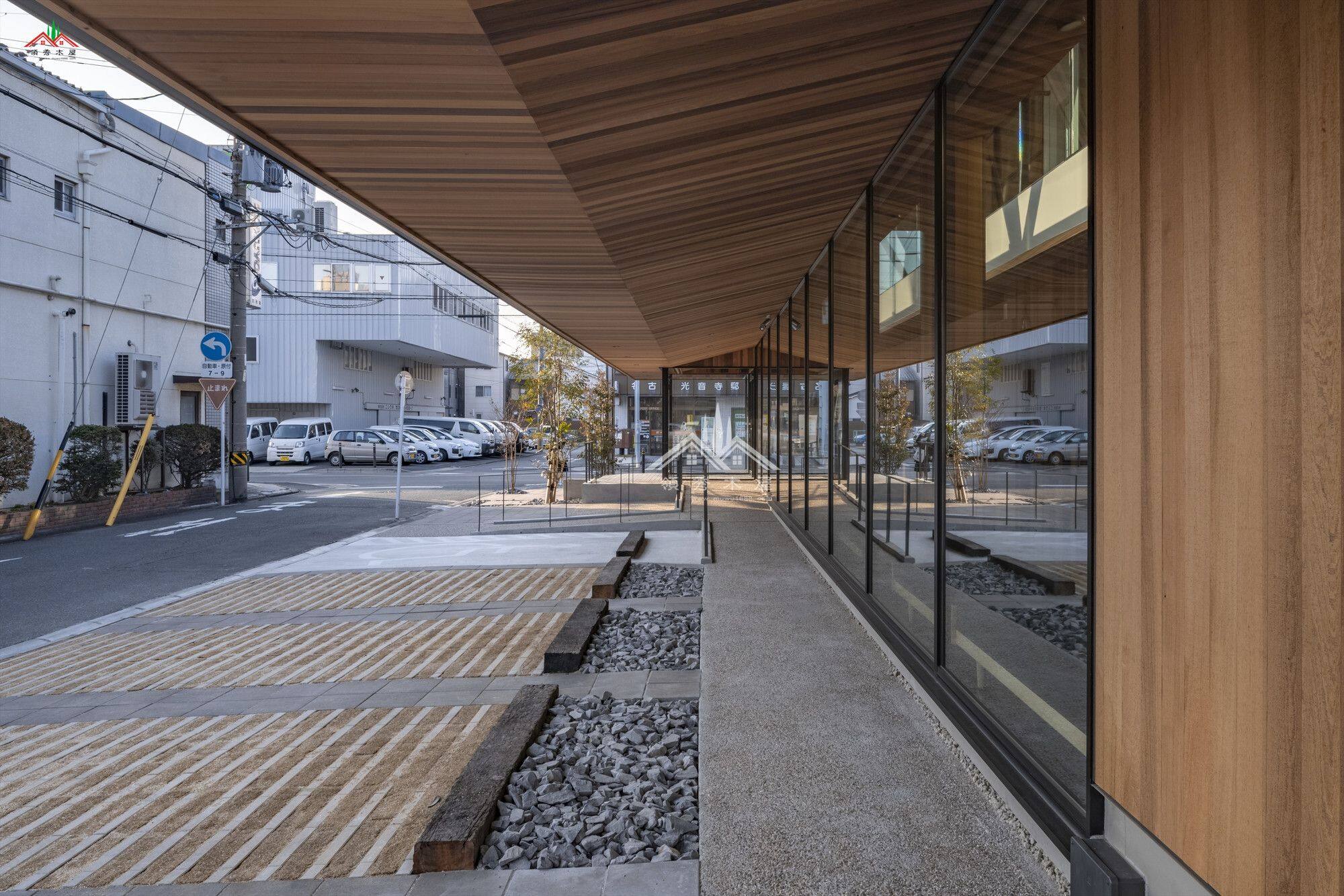 木結(jié)構(gòu)診所