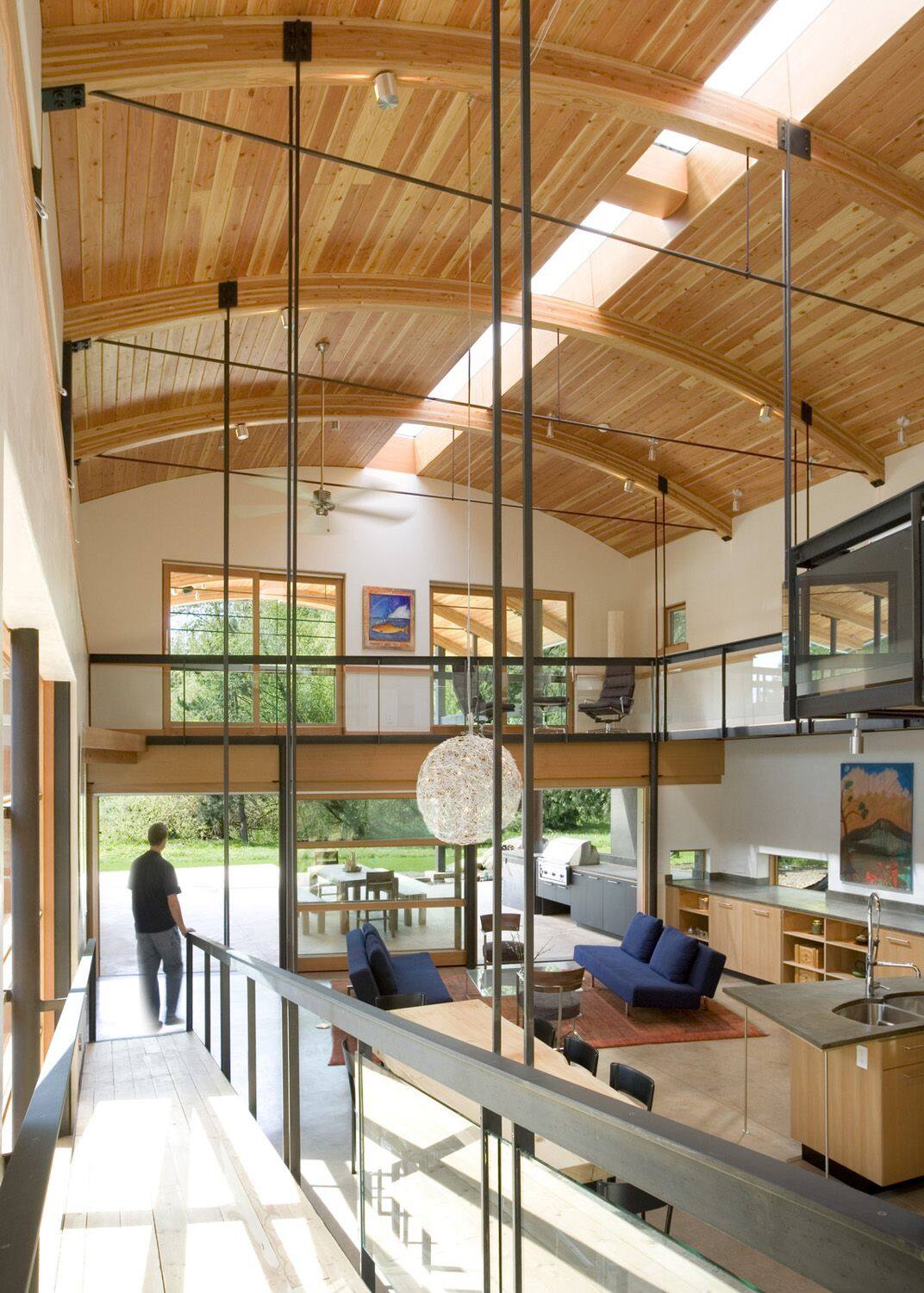 鋼木梁柱結(jié)構(gòu)接待中心木屋