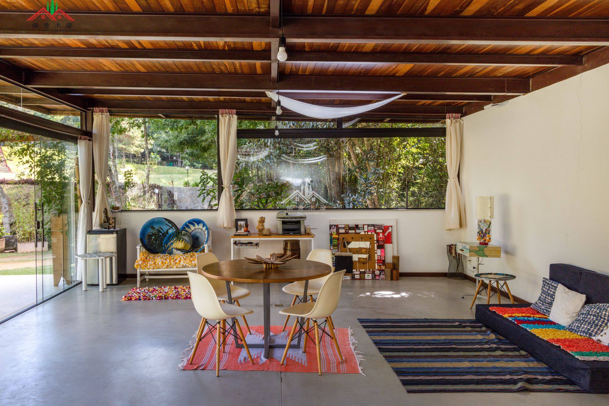 藝術(shù)家工作室木屋