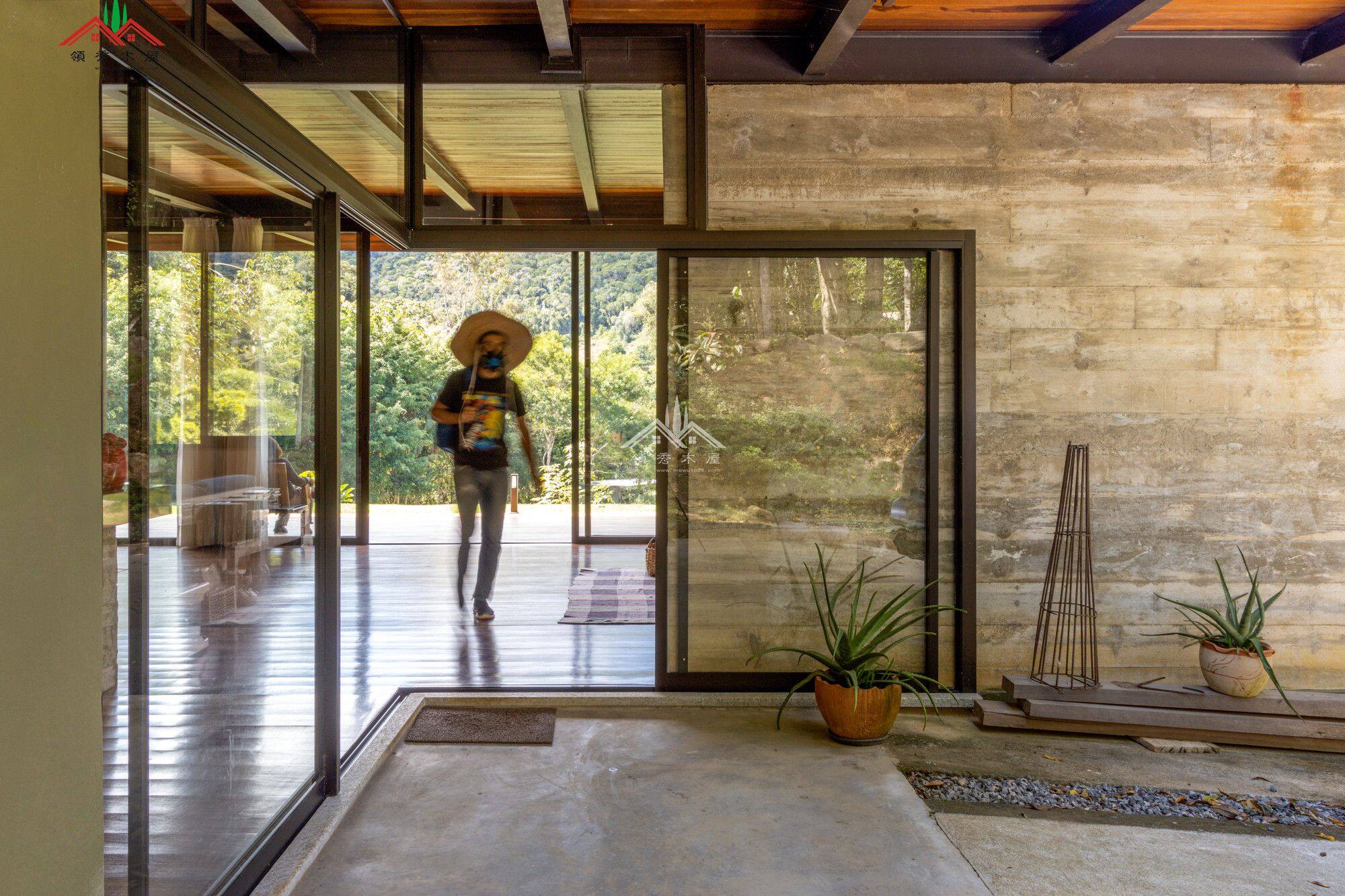 藝術(shù)家工作室木屋