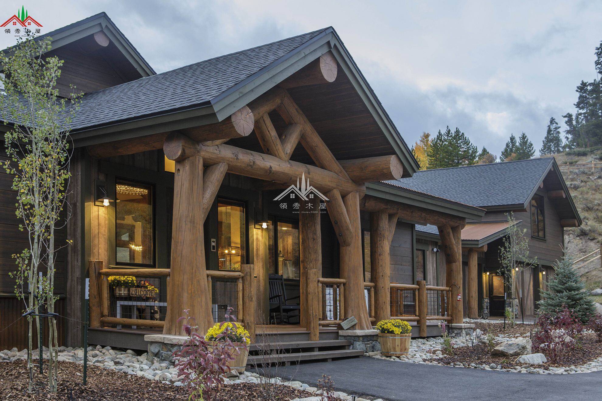 靠山坡木屋別墅