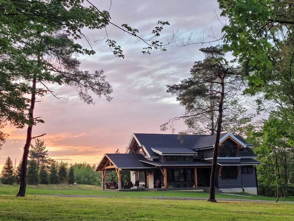 木屋別墅：簡(jiǎn)約設(shè)計(jì)的重型