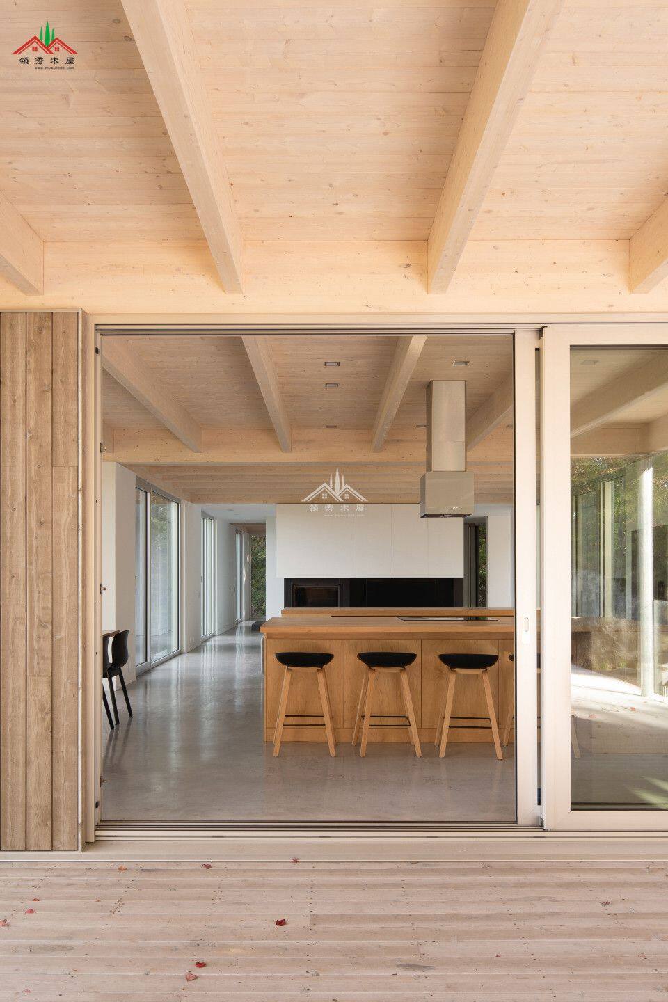 特色現(xiàn)代木屋