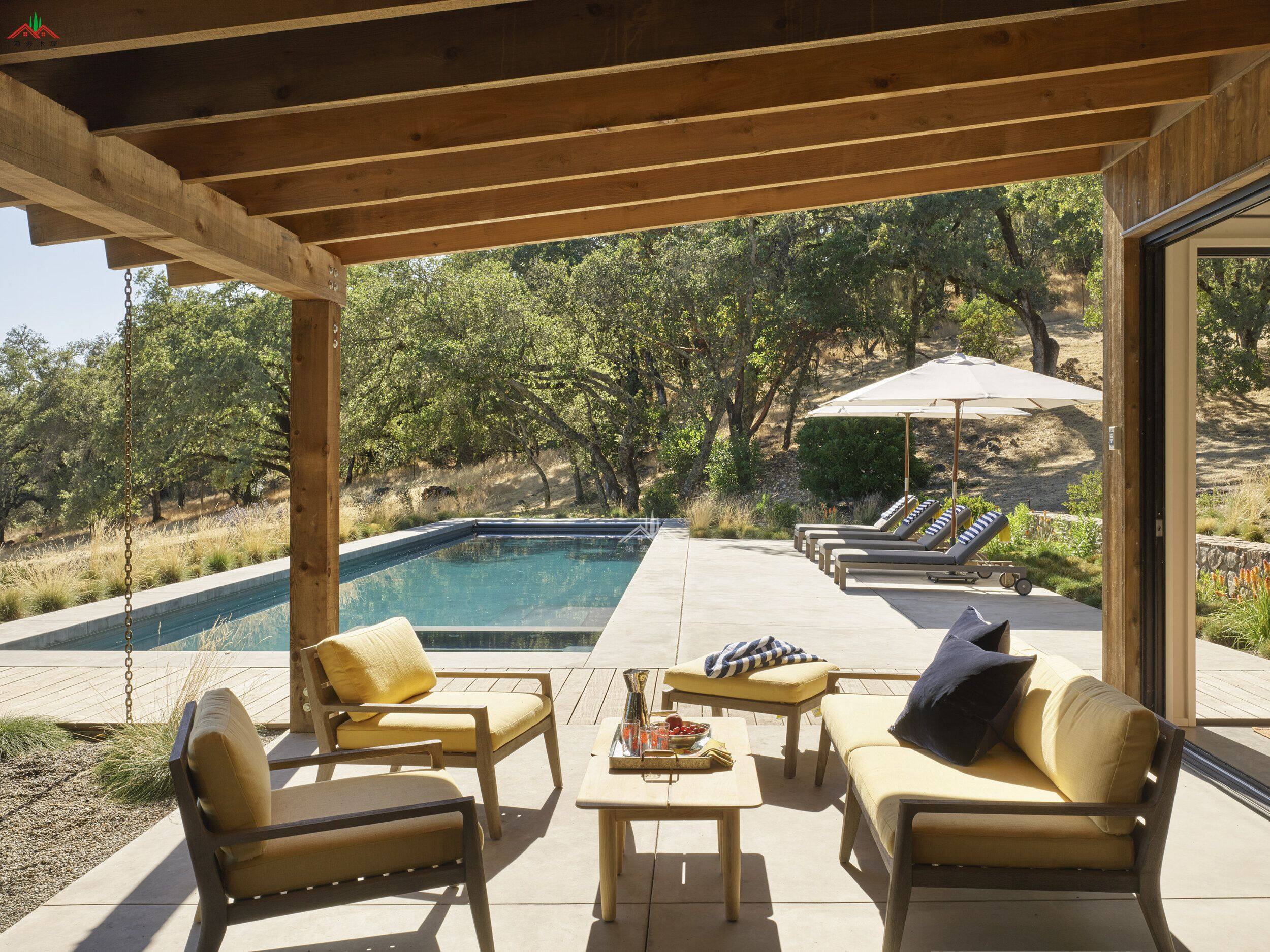 鄉(xiāng)村養(yǎng)老木屋