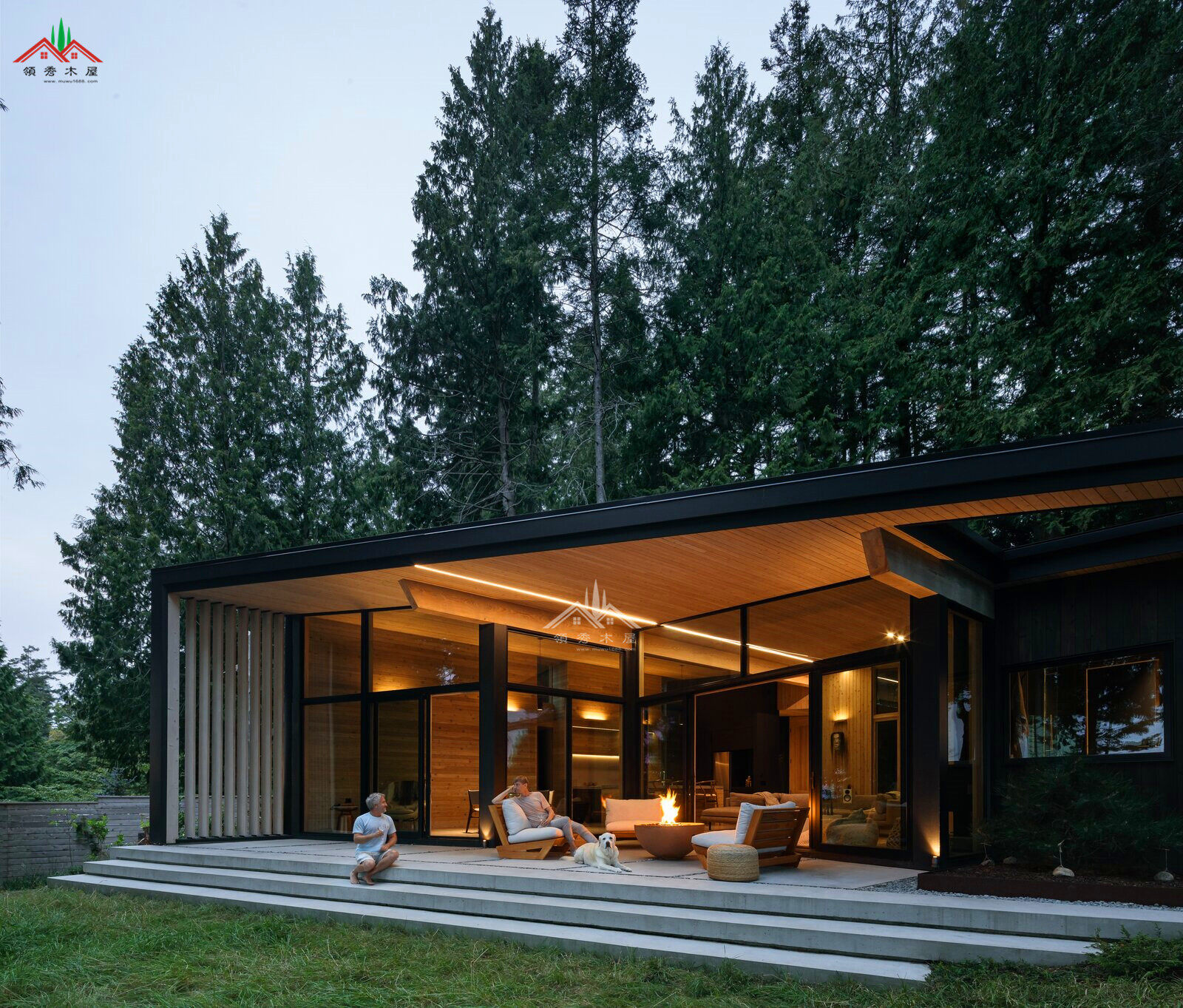 水庫湖邊特色養(yǎng)老木屋