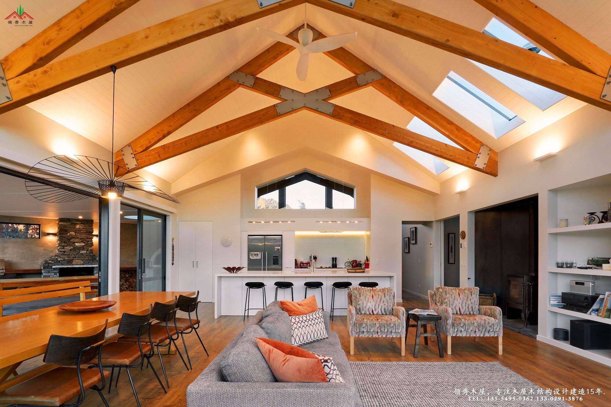 現(xiàn)代簡約歐式風(fēng)格木屋