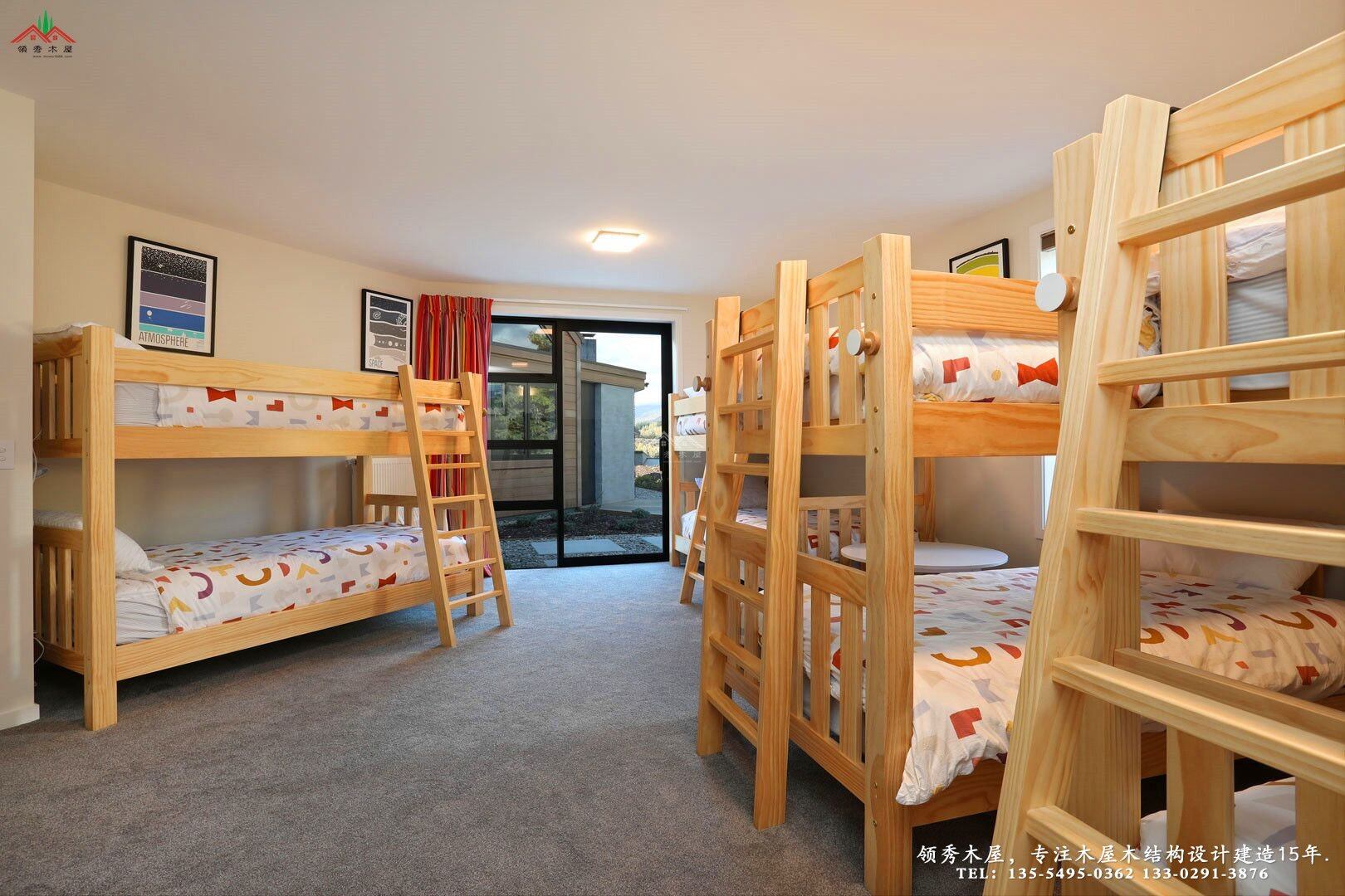 現(xiàn)代簡約歐式風(fēng)格木屋