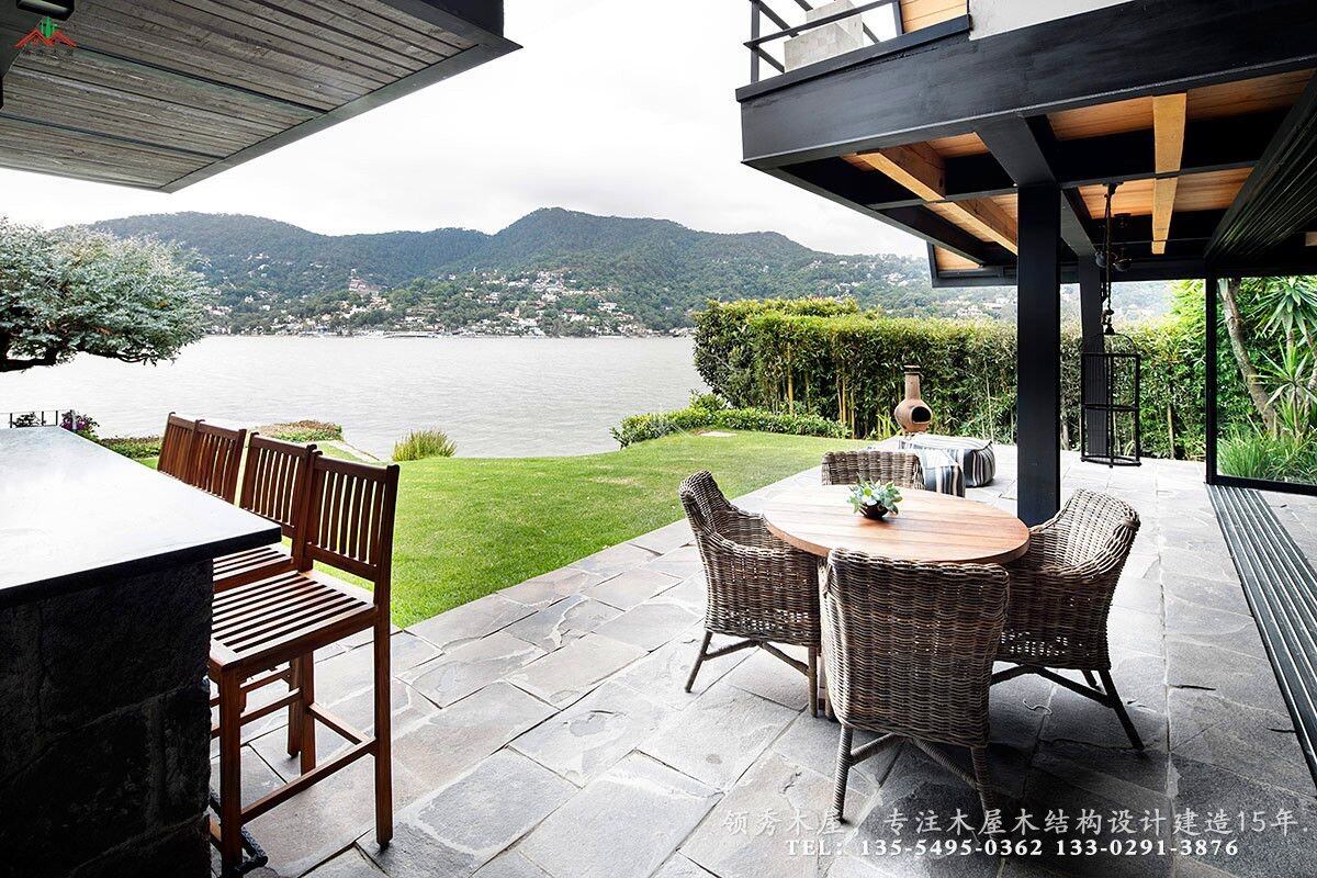 特色三角形木屋