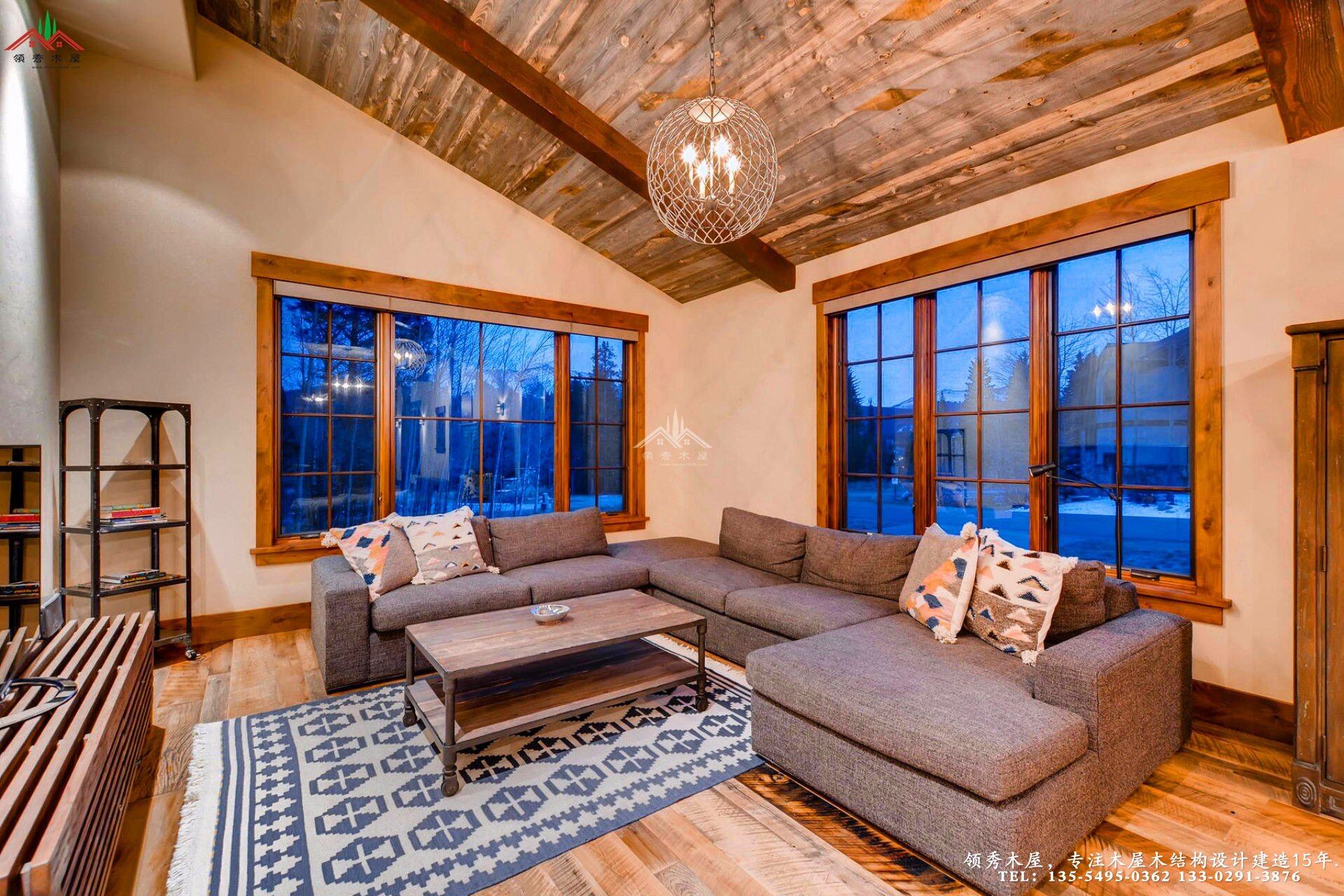 舊木裝飾外觀木屋別墅