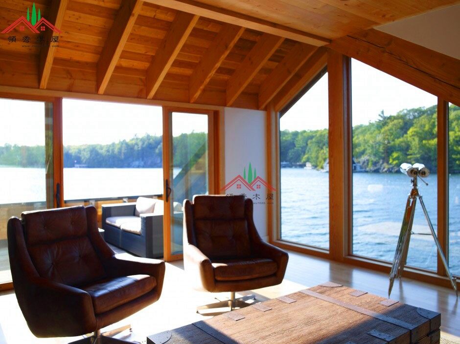 湖邊上的度假木屋